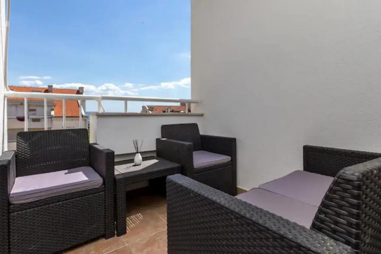 Apartments With Wifi Split - 13120