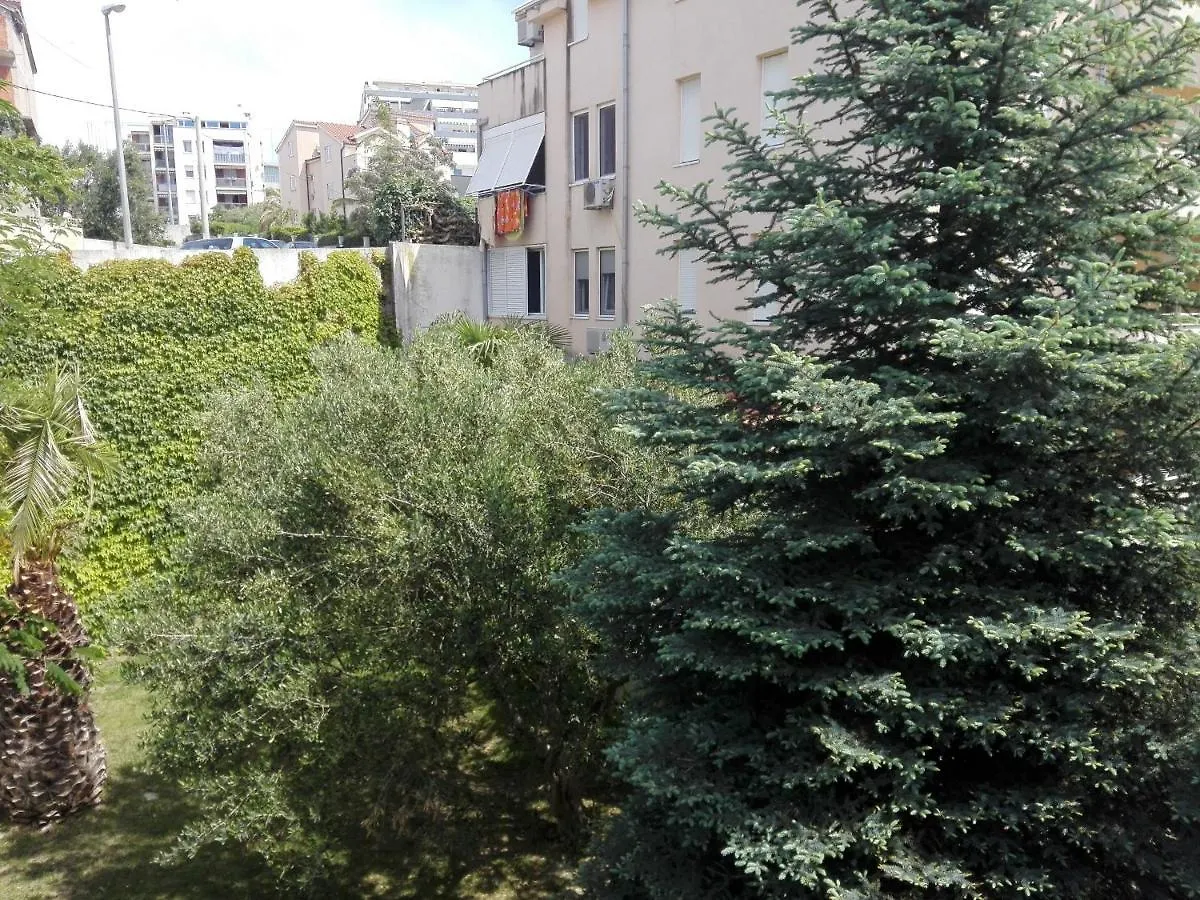 Apartments With Wifi Split - 13120