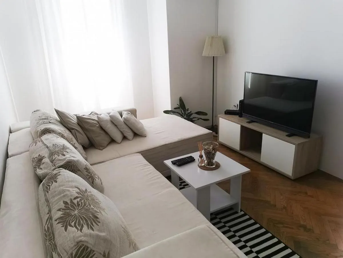 Apartments With Wifi Split - 13120